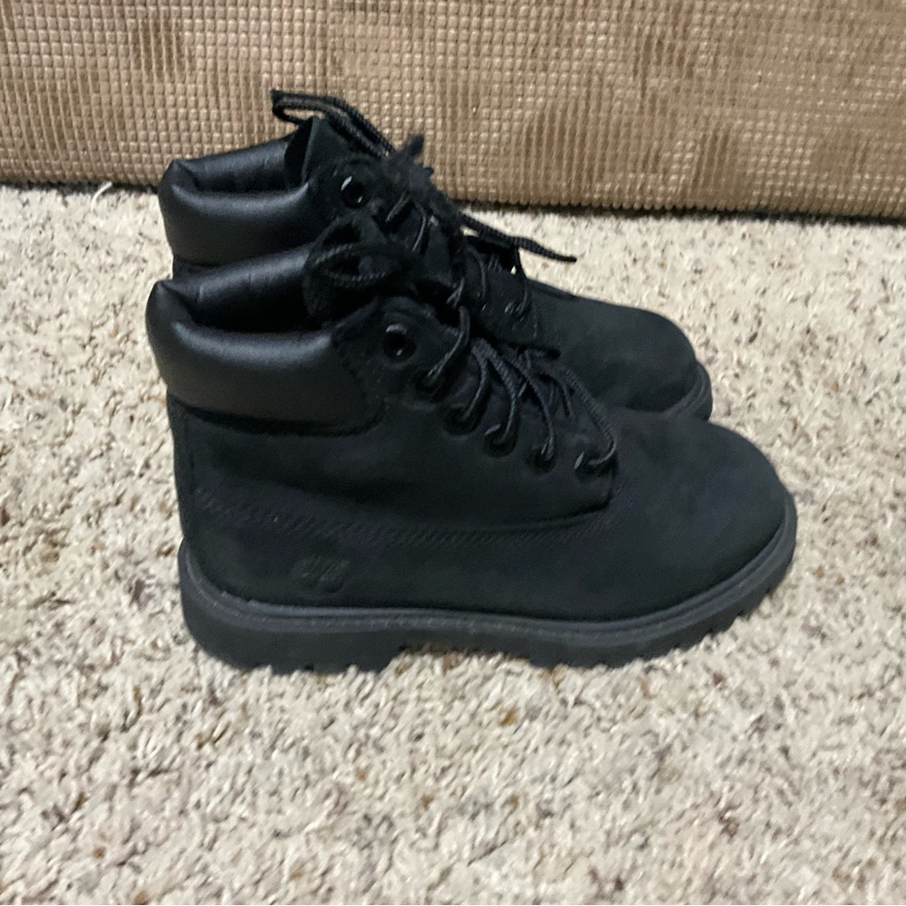 Timberland Kids Black Leather Boots - Picture 8 of 12